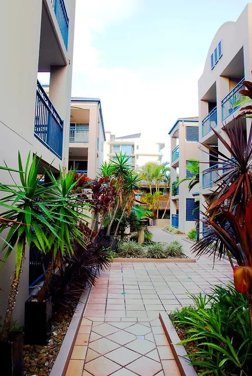 Montego Sands Resort Gold Coast 4*,